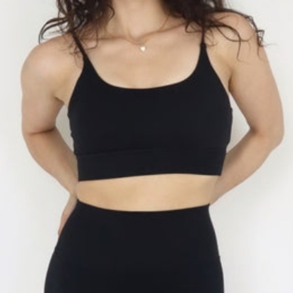2/$30 ๐ช First Health Apparel Adapt Sports Bra - Picture 7 of 9